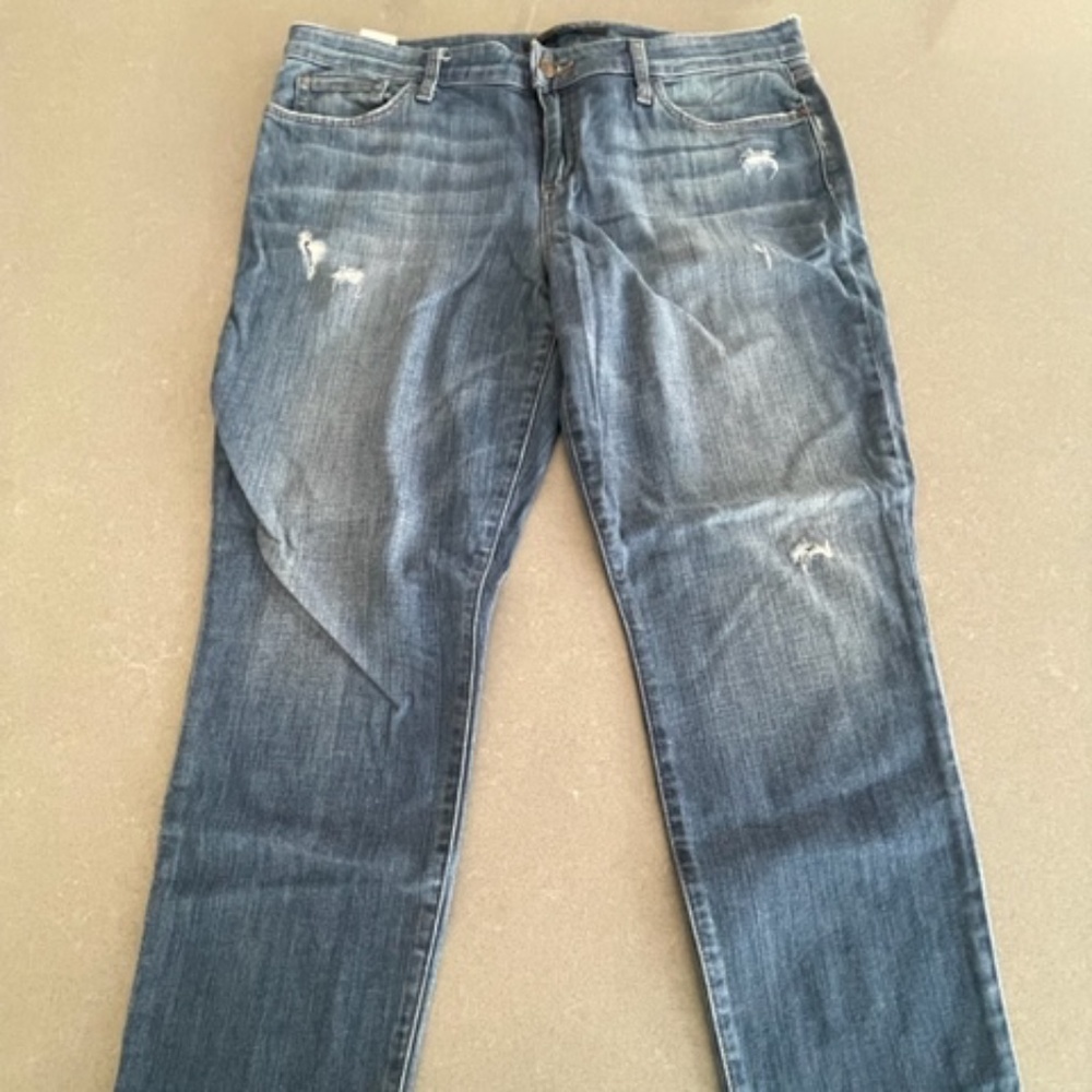 Women's Size 32x 26.5" Cropped Joe's 'Frida Blue ' Jeans